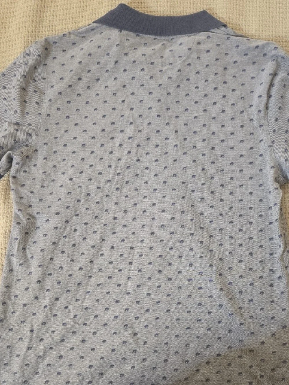 Mens Large Banana Republic Gray Polo with Navy Collar and Elephante Design